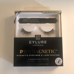 Pro Magnetic Eyeliner & Lash